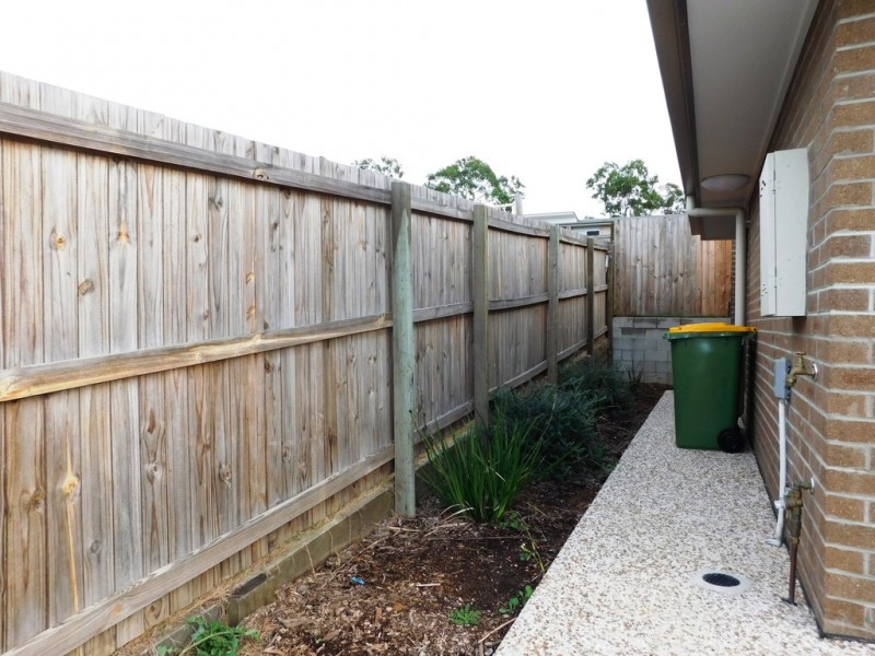 2/23 Knightsbridge Drive, Chuwar QLD 4306