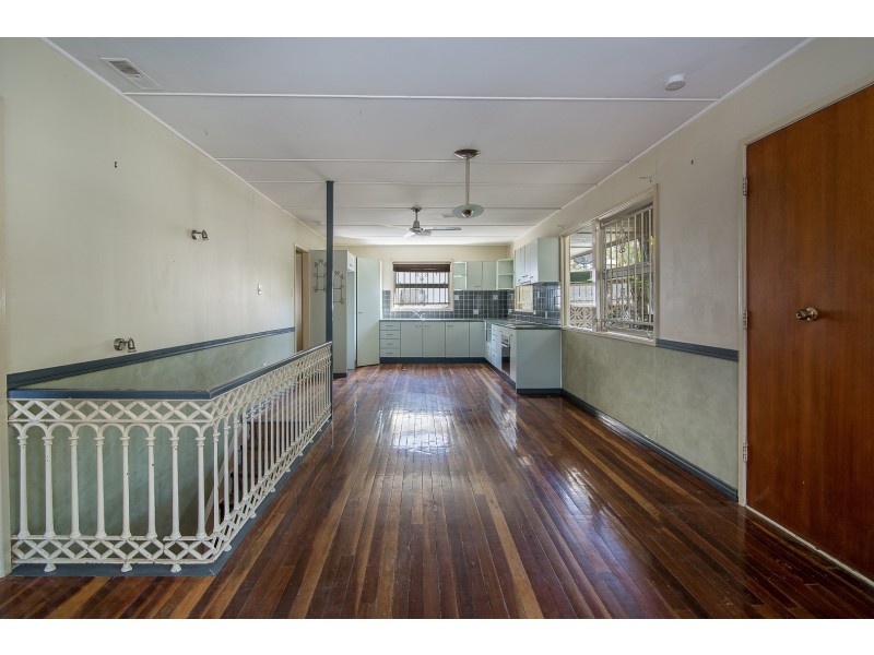 62 Gladstone Road, Sadliers Crossing QLD 4305