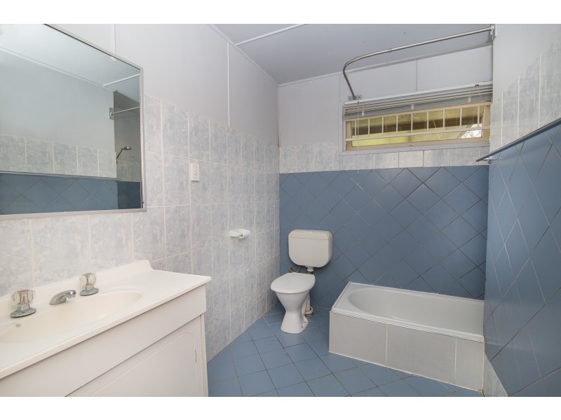 62 Gladstone Road, Sadliers Crossing QLD 4305