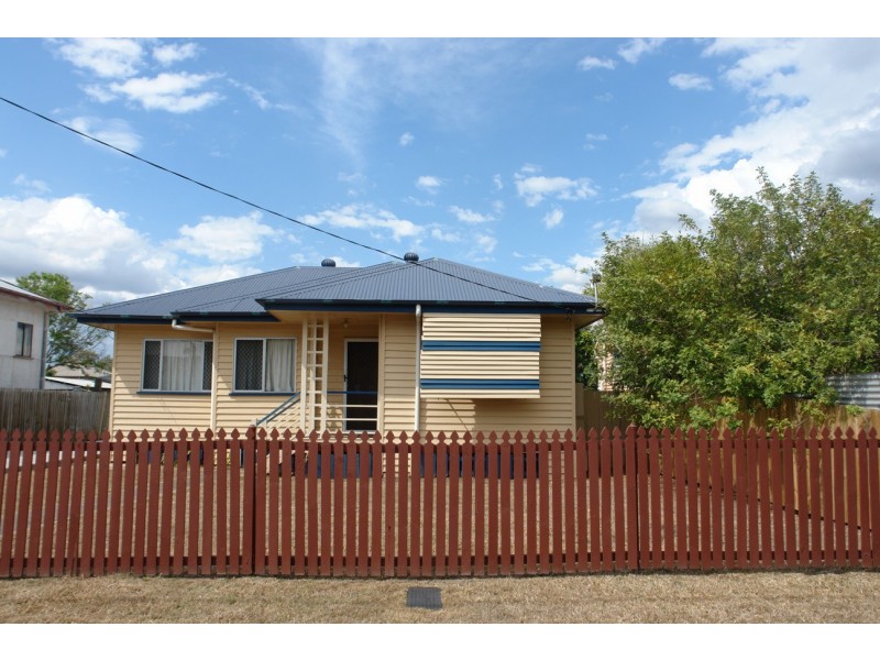 10 Shine Street, One Mile QLD 4305
