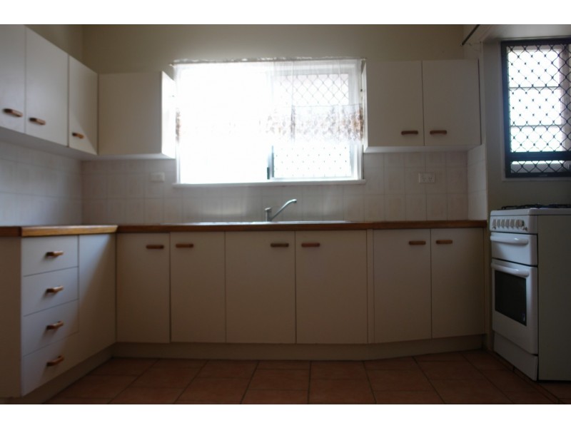 10 Shine Street, One Mile QLD 4305