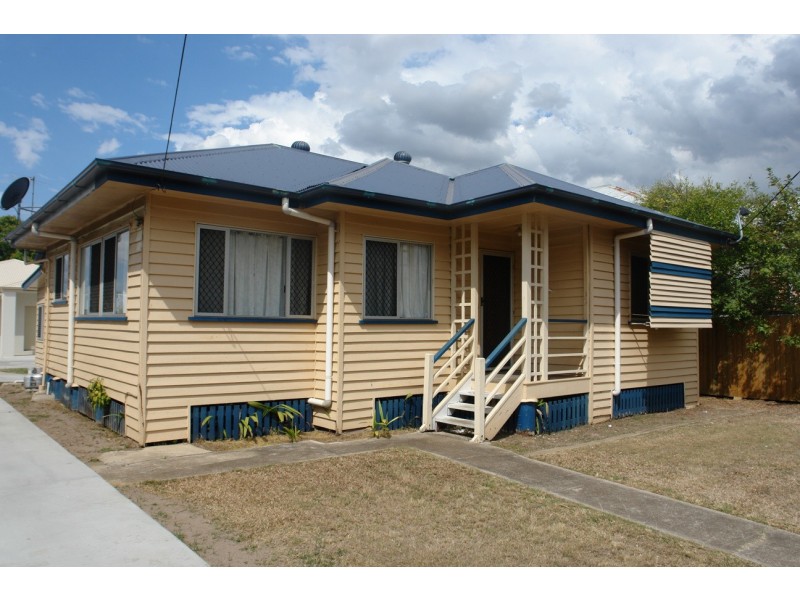 10 Shine Street, One Mile QLD 4305