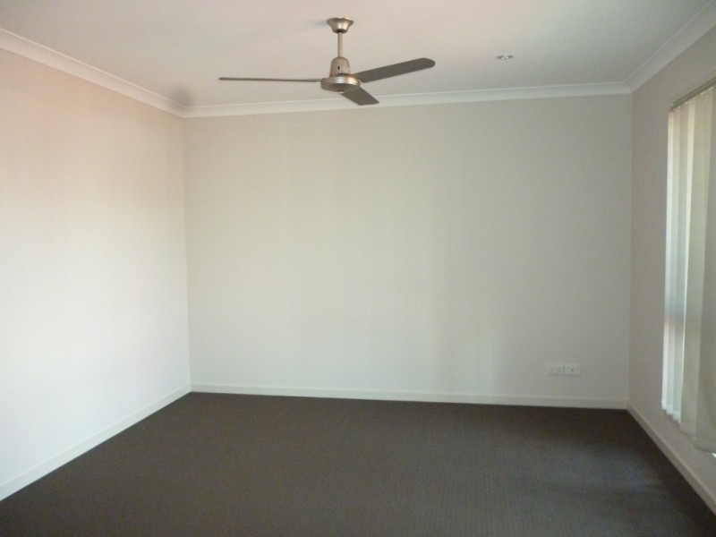 157 Whitehill Road, Eastern Heights QLD 4305