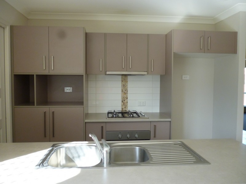 157 Whitehill Road, Eastern Heights QLD 4305