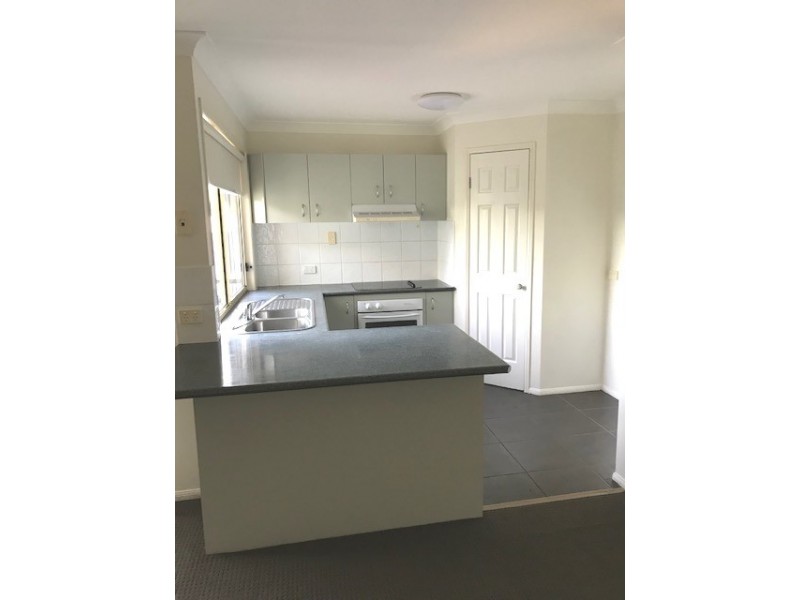 36 Skinner Crescent, Silkstone QLD 4304