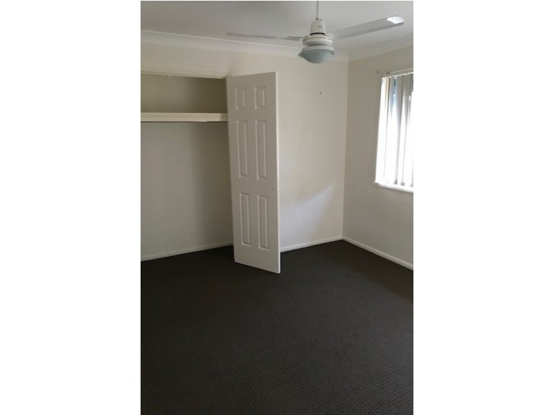 36 Skinner Crescent, Silkstone QLD 4304