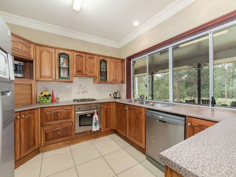 54 Velvet Street, Pine Mountain QLD 4306