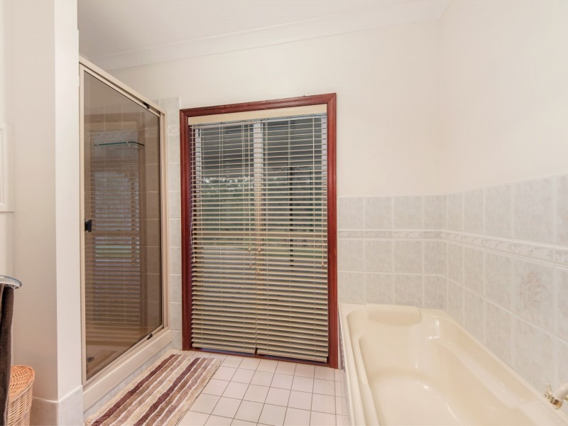 54 Velvet Street, Pine Mountain QLD 4306