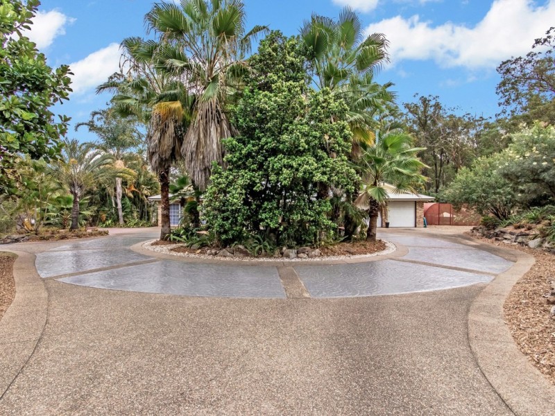 54 Velvet Street, Pine Mountain QLD 4306