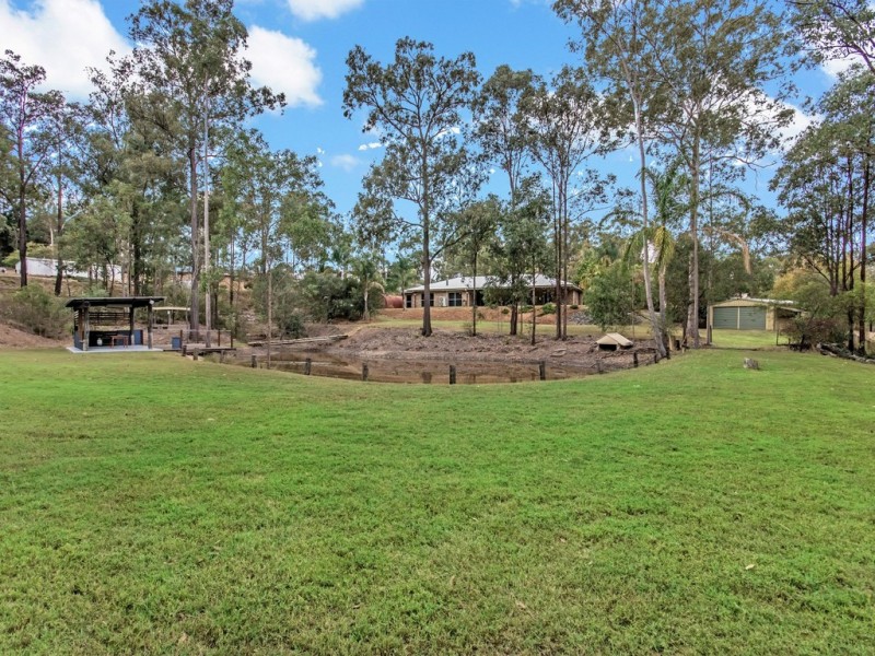 54 Velvet Street, Pine Mountain QLD 4306