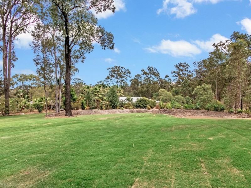 54 Velvet Street, Pine Mountain QLD 4306
