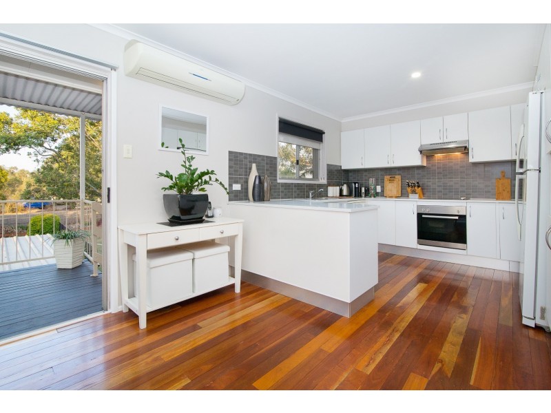 21 Suffield Drive, Yamanto QLD 4305