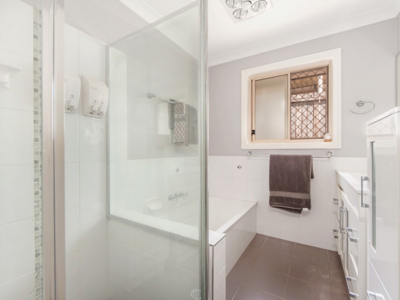 6 Chiffley Court, Collingwood Park QLD 4301