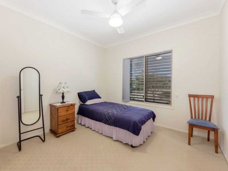 21 Lipizzaner Place, Pine Mountain QLD 4306