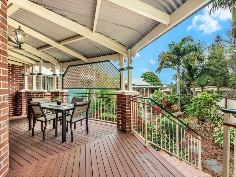 10 Dudleigh Street, Booval QLD 4304