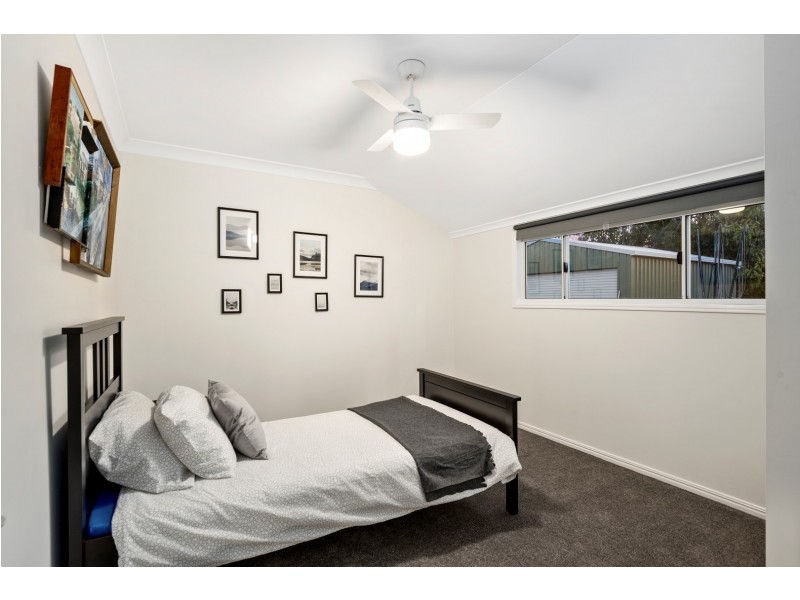 1 Walkers Lane, Booval QLD 4304