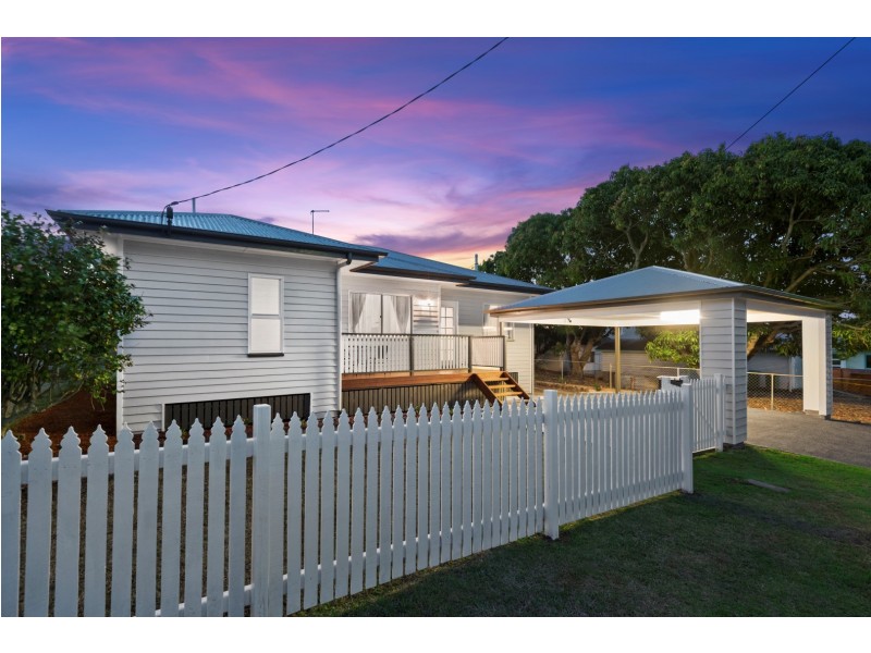 1 Walkers Lane, Booval QLD 4304