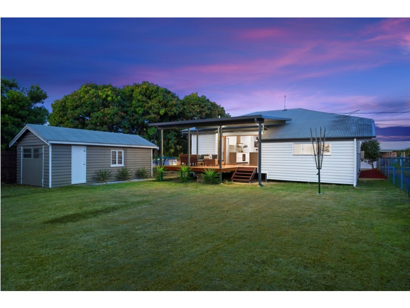 1 Walkers Lane, Booval QLD 4304