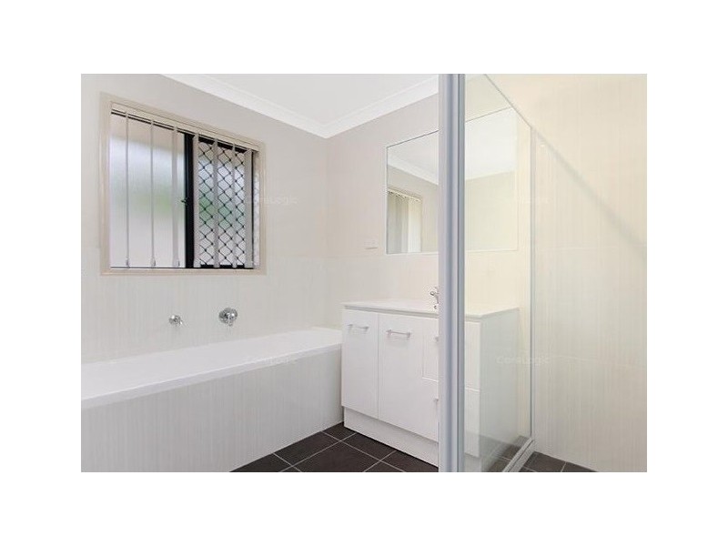 6 Enterprise Lane, Booval QLD 4304