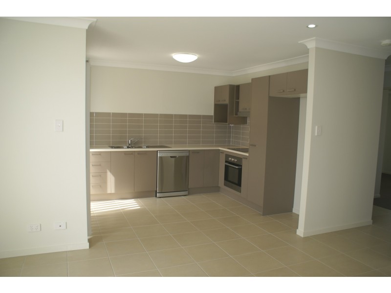 1/9 Pendragon Street, Raceview QLD 4305