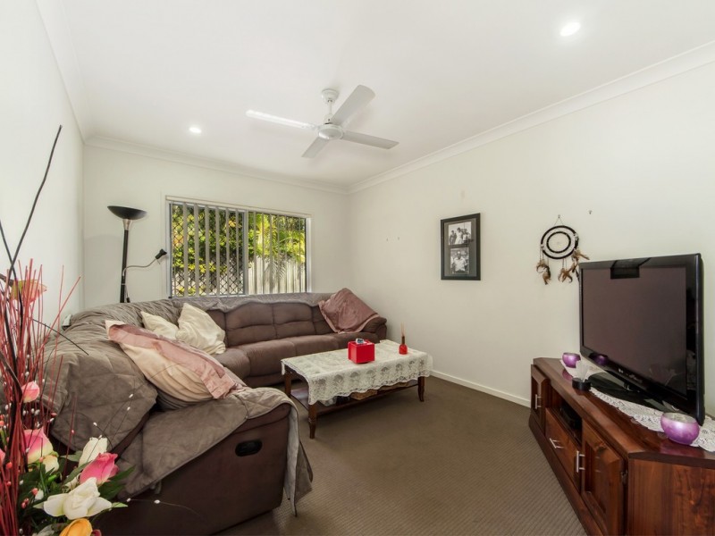 13 Macquarie Street, Booval QLD 4304