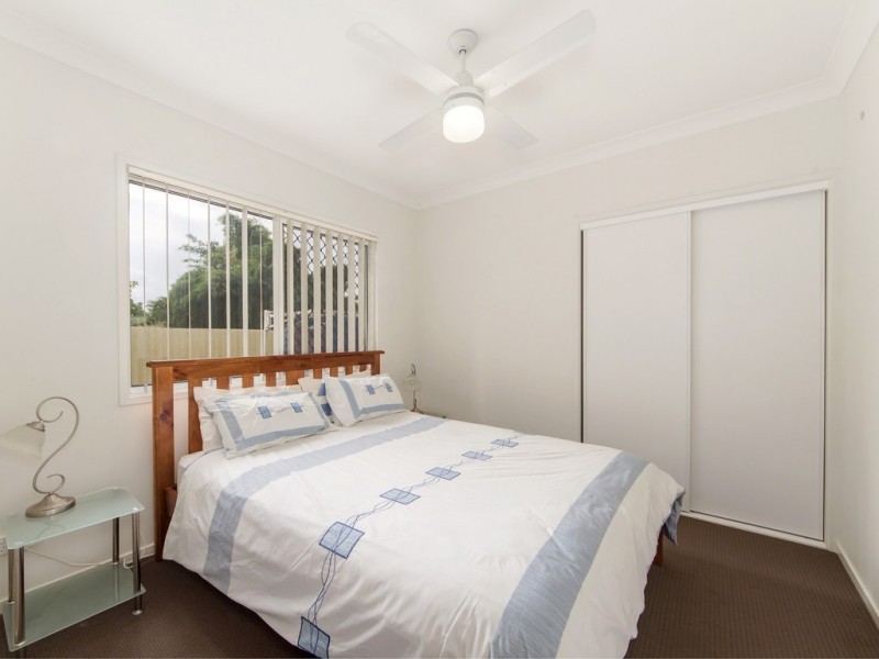 13 Macquarie Street, Booval QLD 4304