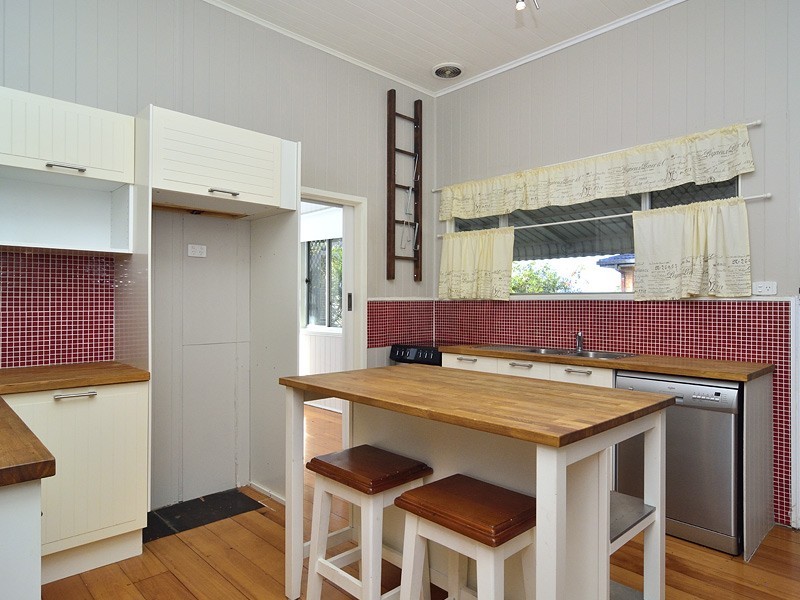 1 Kholo Road, North Ipswich QLD 4305