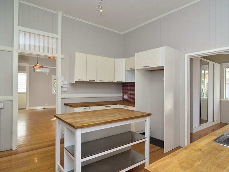 1 Kholo Road, North Ipswich QLD 4305