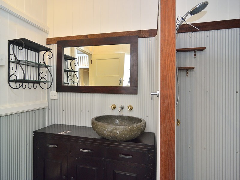 1 Kholo Road, North Ipswich QLD 4305