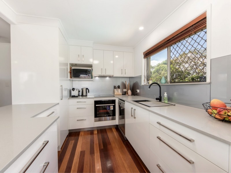 15 Olive Street, Raceview QLD 4305