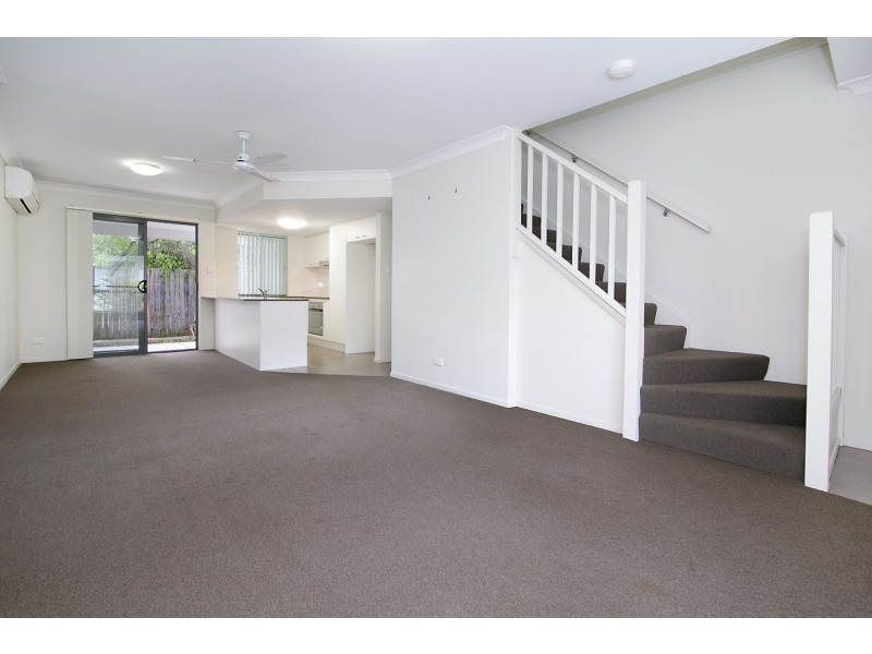 90/50 Gledson Street, North Booval QLD 4304