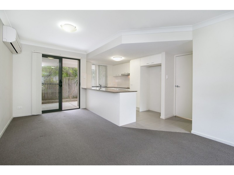 90/50 Gledson Street, North Booval QLD 4304