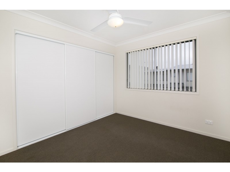 90/50 Gledson Street, North Booval QLD 4304