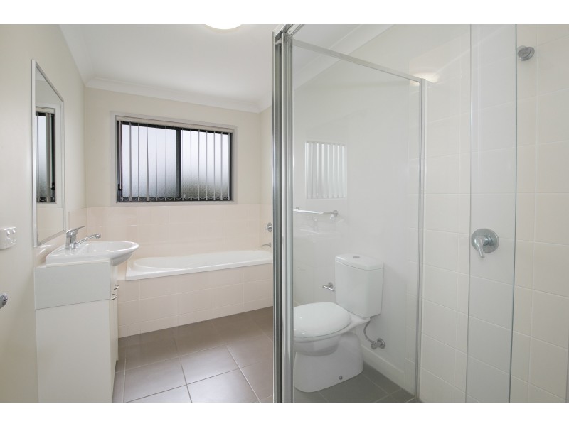 90/50 Gledson Street, North Booval QLD 4304
