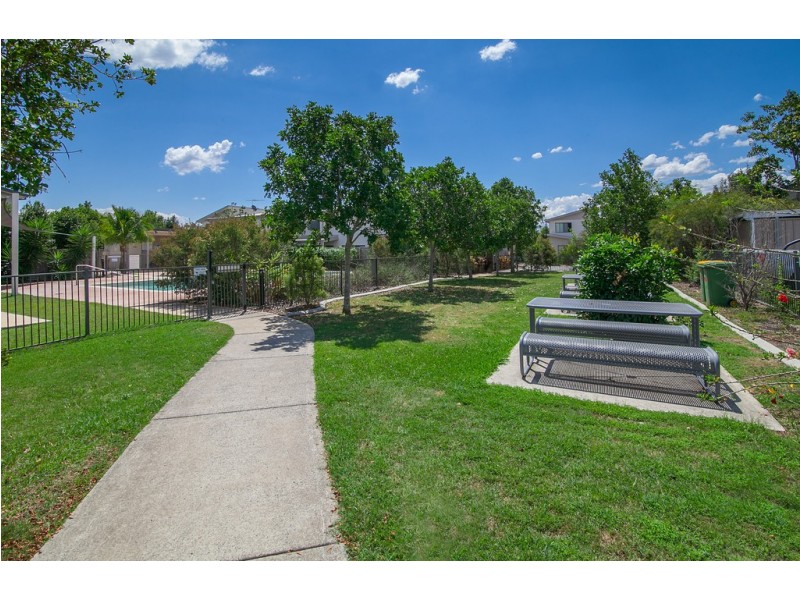 90/50 Gledson Street, North Booval QLD 4304