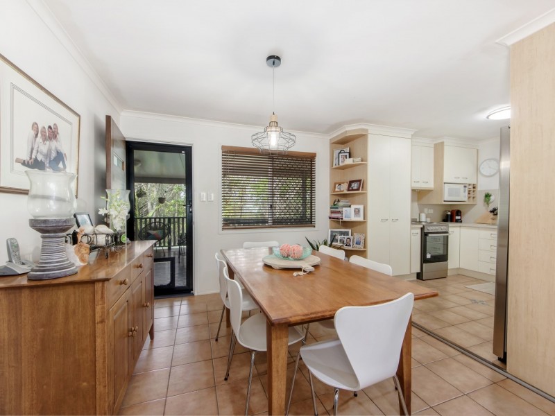 12 Oak Street, Bundamba QLD 4304