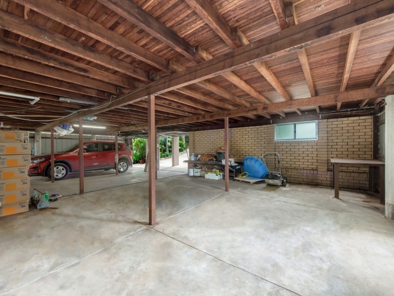 12 Oak Street, Bundamba QLD 4304