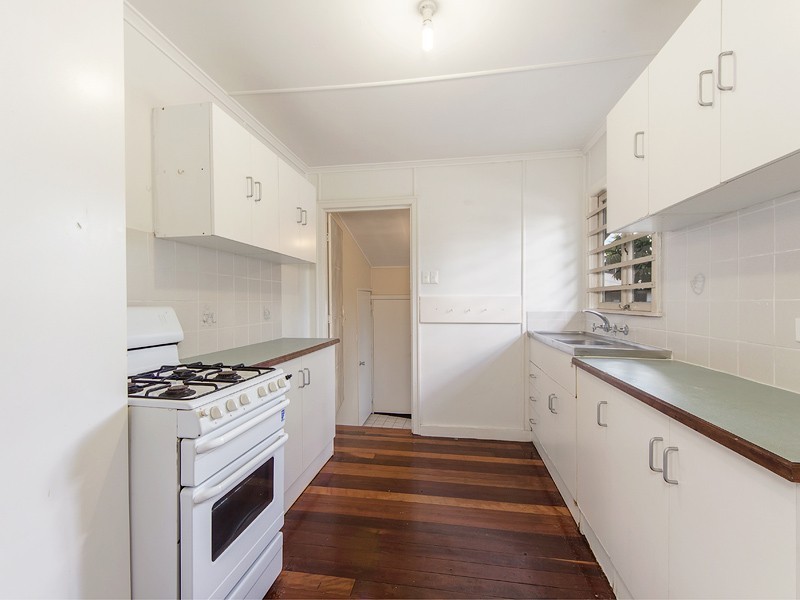 54 Briggs Road, Raceview QLD 4305