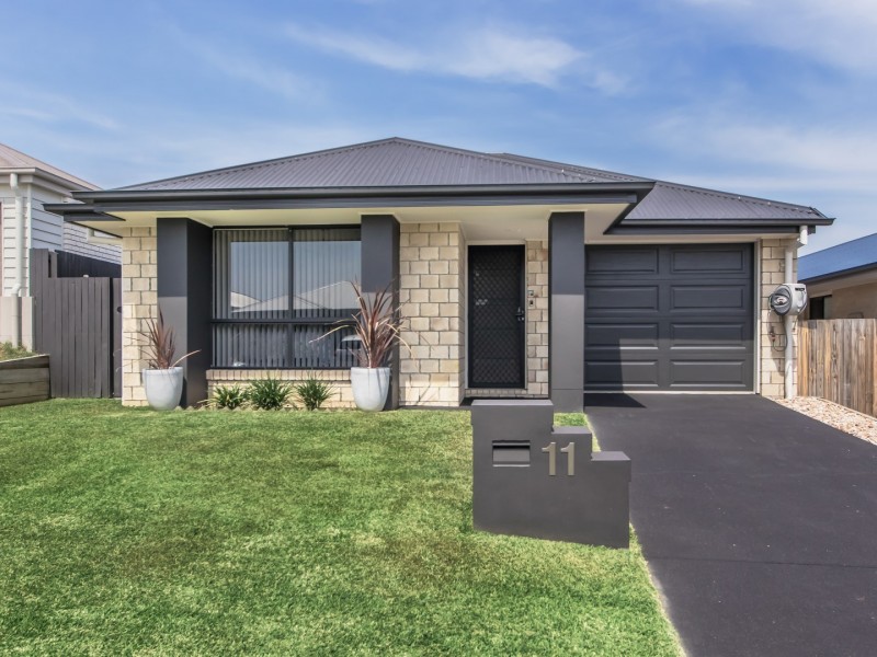 11 Eucalyptus Crescent, Ripley QLD 4306