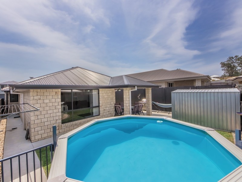 11 Eucalyptus Crescent, Ripley QLD 4306