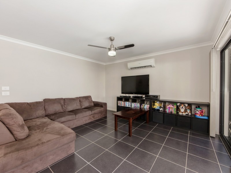 11 Eucalyptus Crescent, Ripley QLD 4306