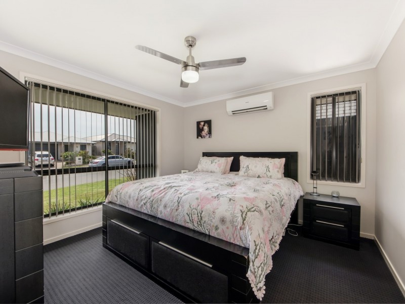 11 Eucalyptus Crescent, Ripley QLD 4306
