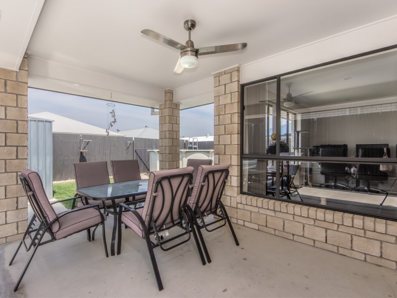 11 Eucalyptus Crescent, Ripley QLD 4306