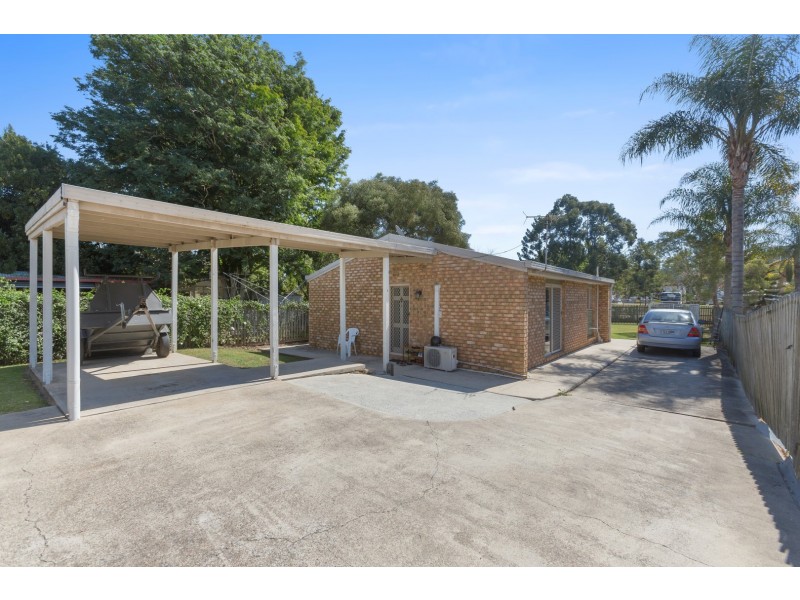 22A Lindsay Street, Bundamba QLD 4304