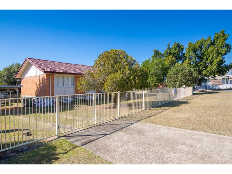 1 Lawson Street, Leichhardt QLD 4305