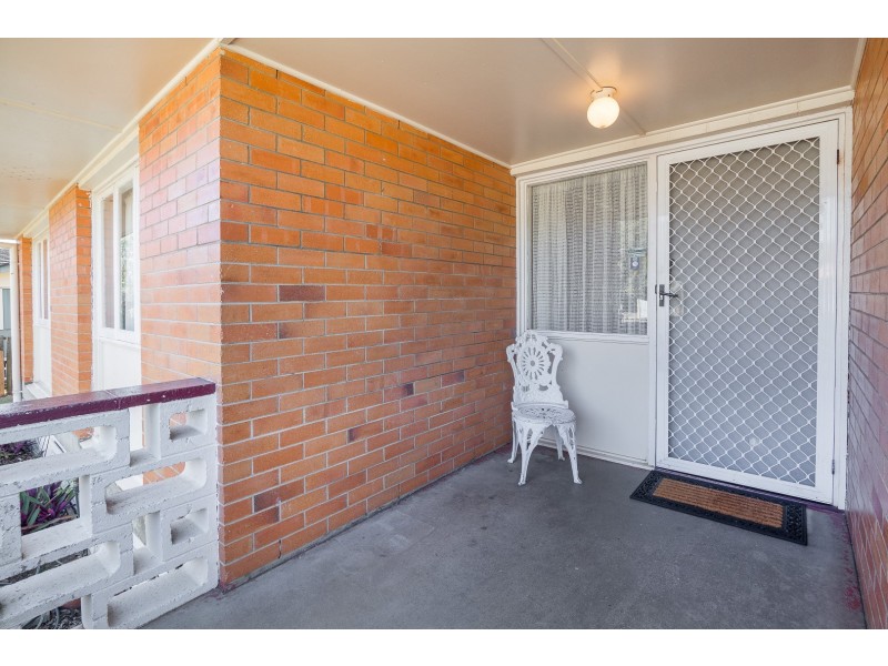 1 Lawson Street, Leichhardt QLD 4305