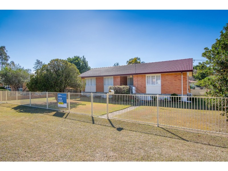 1 Lawson Street, Leichhardt QLD 4305