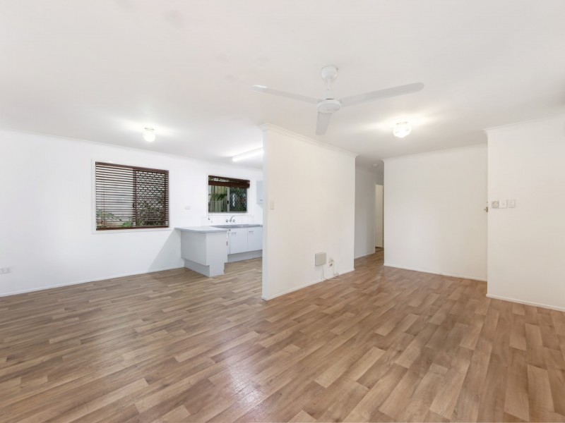12 James Street, Bundamba QLD 4304