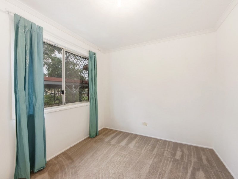 12 James Street, Bundamba QLD 4304