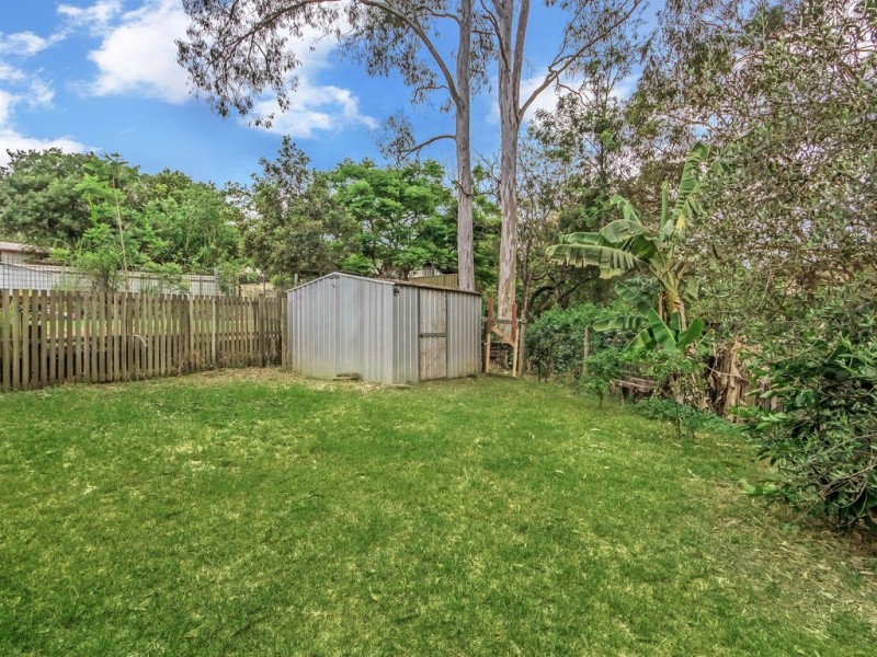 12 James Street, Bundamba QLD 4304